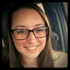 Meet your Posher, Hali